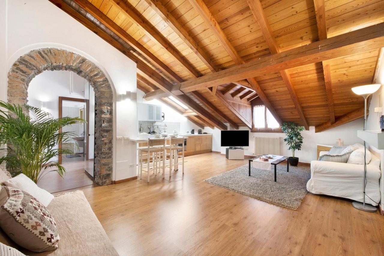 Appartamento Nel Centro Di Como Exterior foto